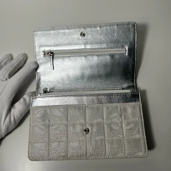 Chanel Travel Ligne Line Wallet On Chain WOC Crossbody Purse Bag